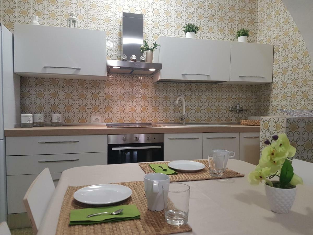 Donnapeppina Siracusa Plemmirio Exterior foto