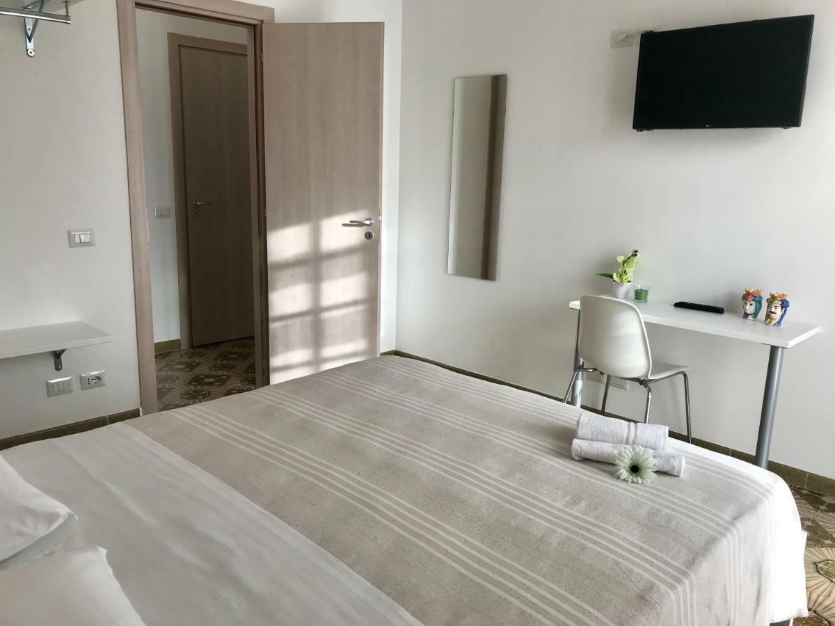 Donnapeppina Siracusa Plemmirio Exterior foto